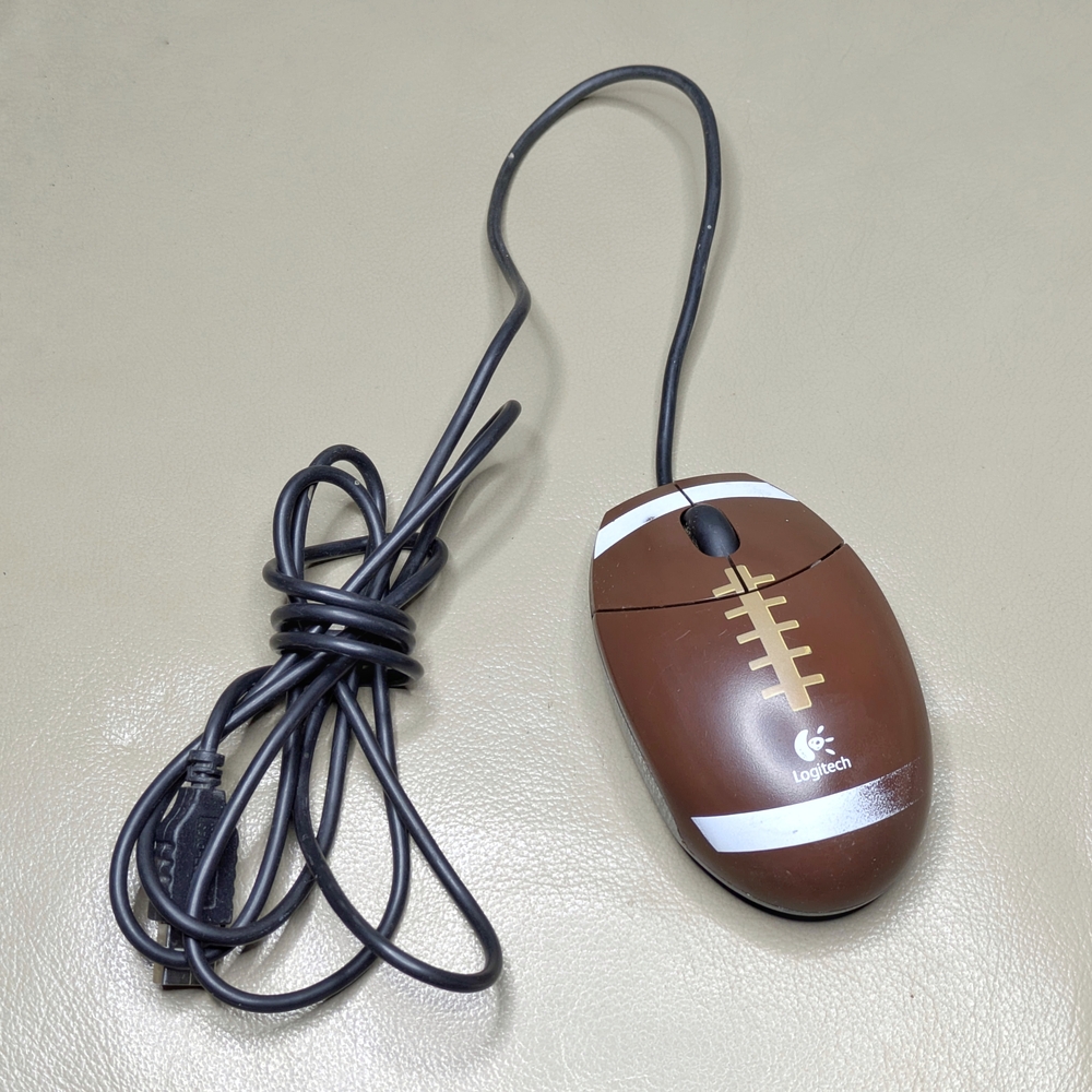 Vintage Logitech Football Mouse M-UV55a Wired USB -Tested Working